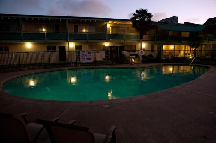 Coral Reef Inn & Condo Suites Alameda Exterior foto